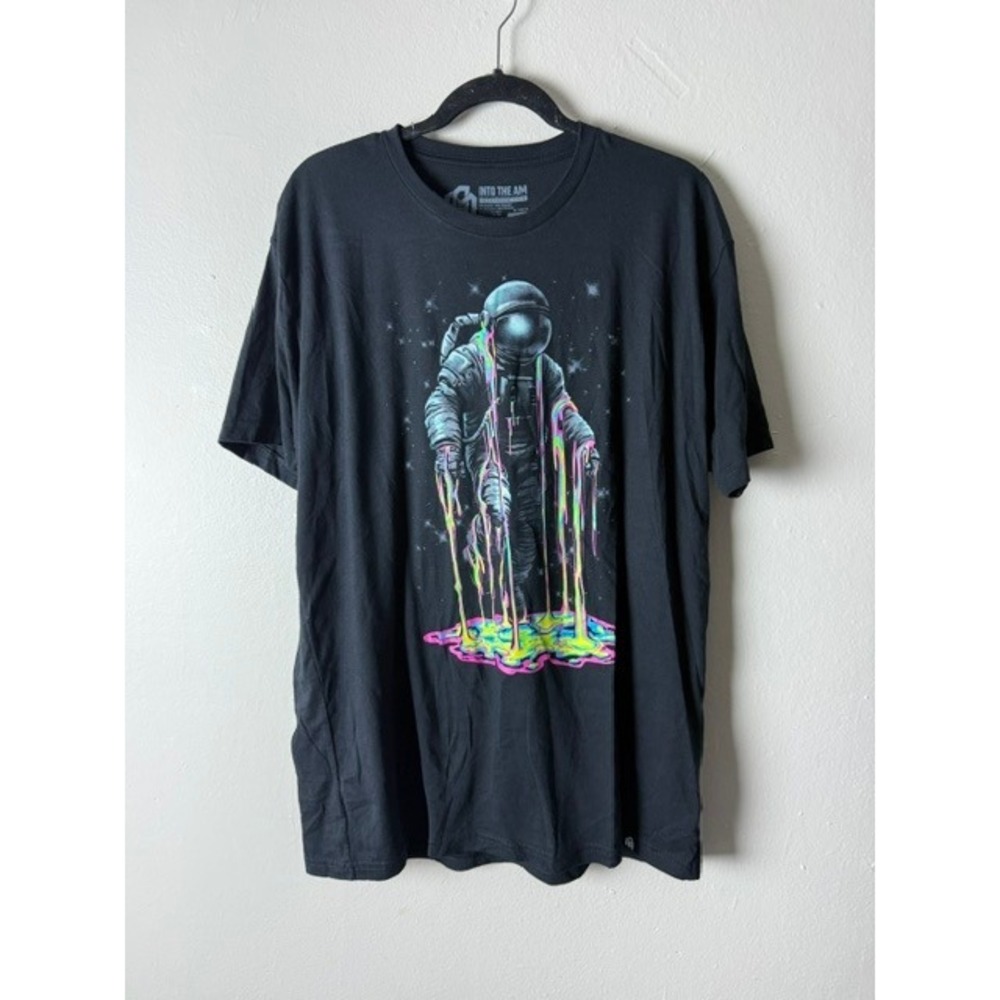Into The AM Mens XL Black Astronaut Melting Drip Graphic Tee Shirt Trippy Neon